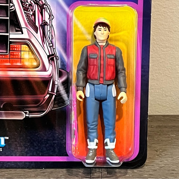 Super7 - Back to the Future II - ‘Future Marty’ - (Reaction Figures) - UNPUNCHED - Picture 3 of 6